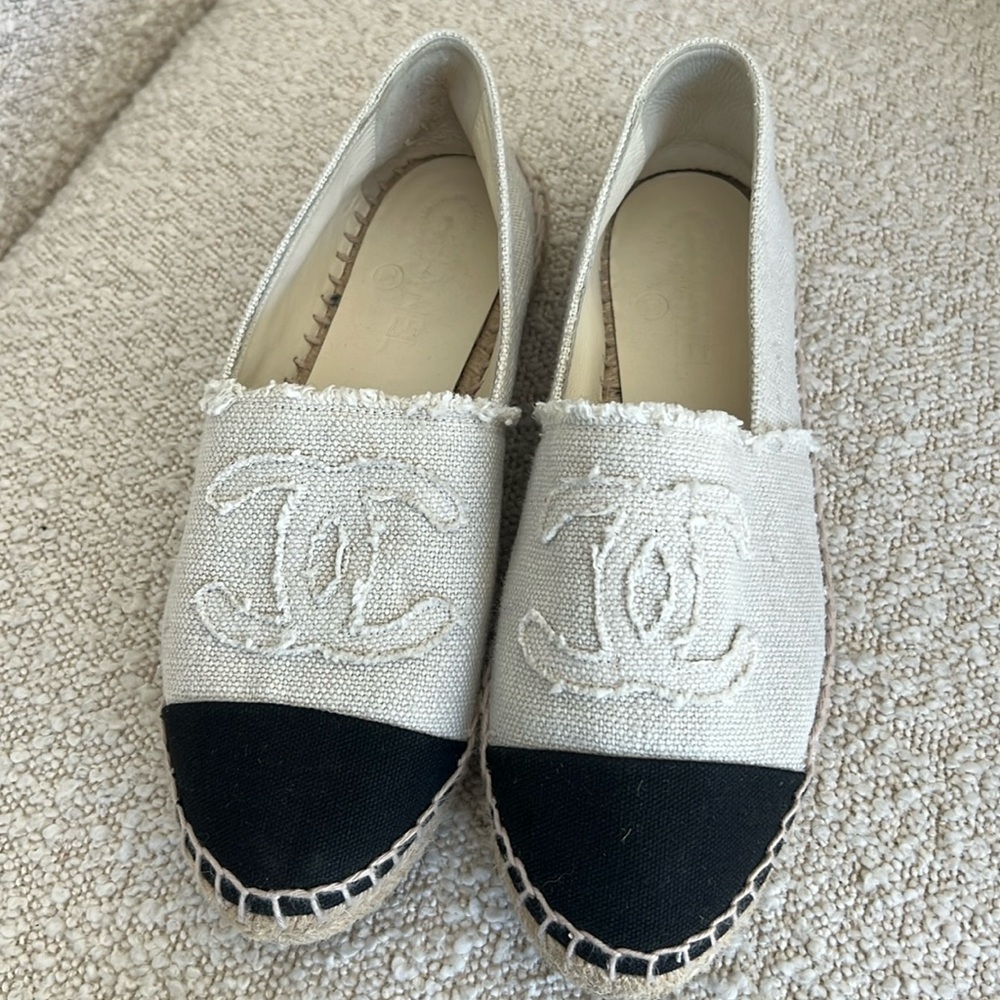 Chanel espadrille